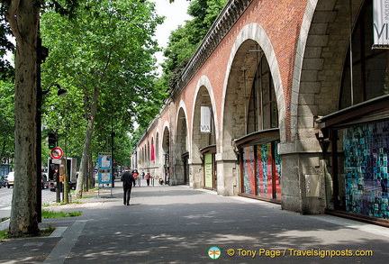 Viaduc des Arts stretches for 1.5 km